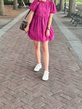 entro Fuchsia Eyelet Puff-Sleeve Casual Dress
